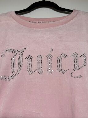 Juicy Couture Sleepwear Pink Velour Crystal Logo L/S Top - Medium